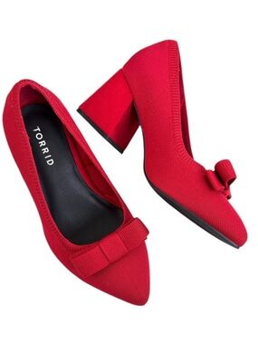 NWOT Torrid Pointed Toe Block Heel Pump With Bow Red Size 7 Wide Width